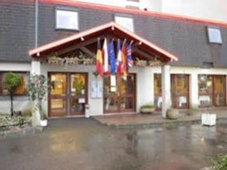 Hotel Du Golf Coignières Exteriör bild